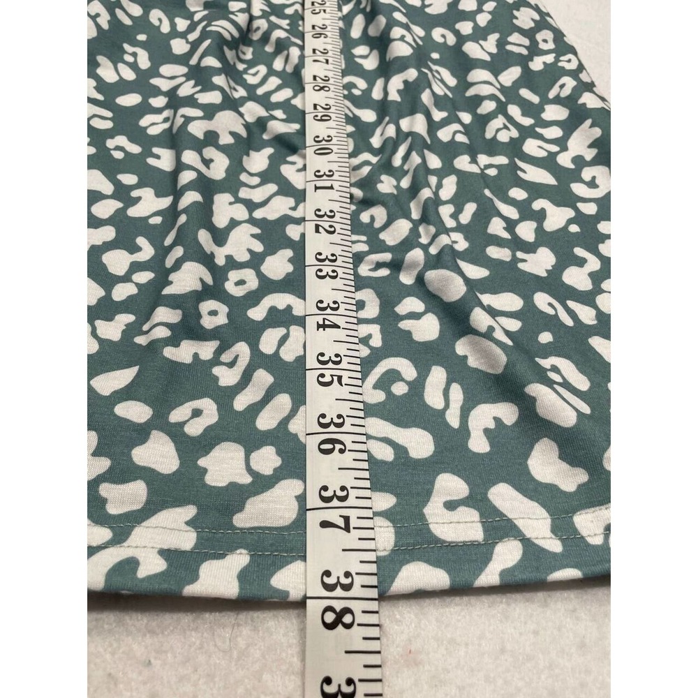 Tickled Teal Roxanne Dress Medium Cheetah Leopard Elastic Waist Short‎ Sleeve - Picture 11 of 12